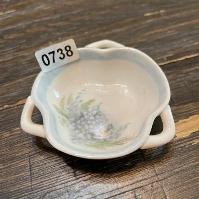 Small trinket dish