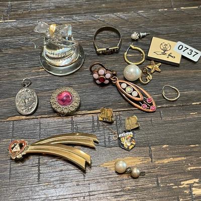 Happy Anniversary bell and miscellaneous pins etc