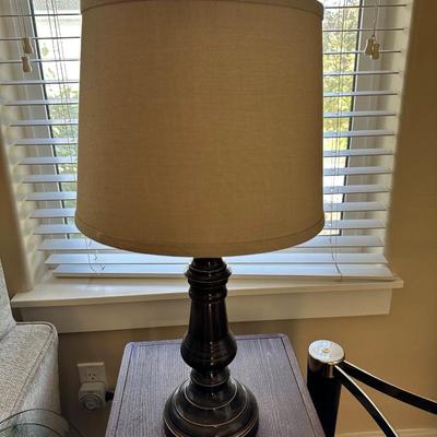 2 Black lamp 