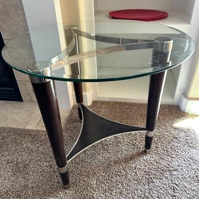 Glass table (2) 