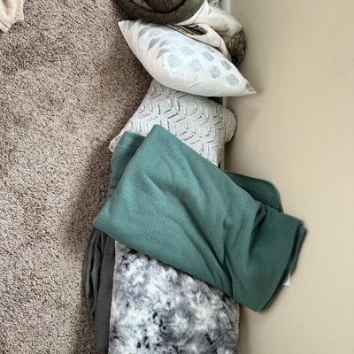 Blanket Lot