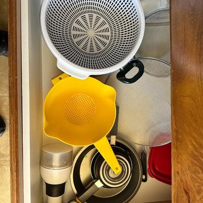 Pots and pan and other kitchen accessories