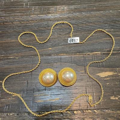 Clip earrings and necklace