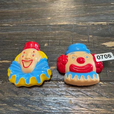Clown pins