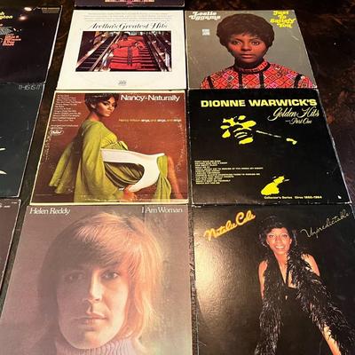 Aretha Franklin, Dionne Warwick, Natalie Cole Vinyls Lot