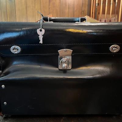 Lockable Leather Bag w/ 3 Compartment Drawers for Coins/Jewelery