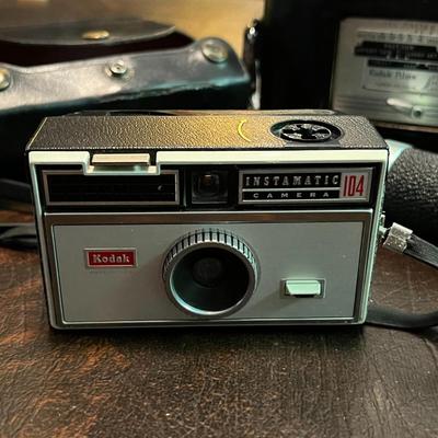 Vintage Camera Lot w/ Accessories 2