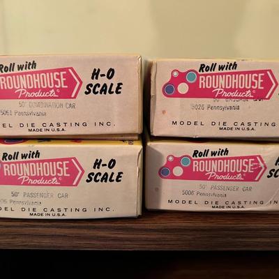Roundhouse Products Train Lot 2