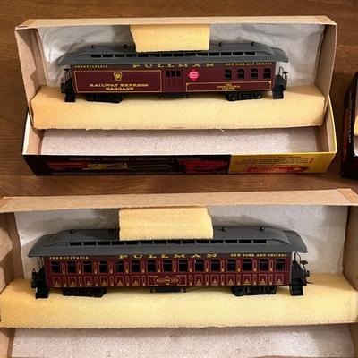 Roundhouse Products Train Lot 2