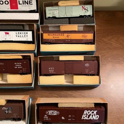 Athearn Train Lot 8