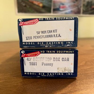 Roundhouse Products Train Lot 3