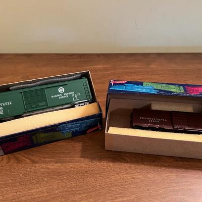 Roundhouse Products Train Lot 3