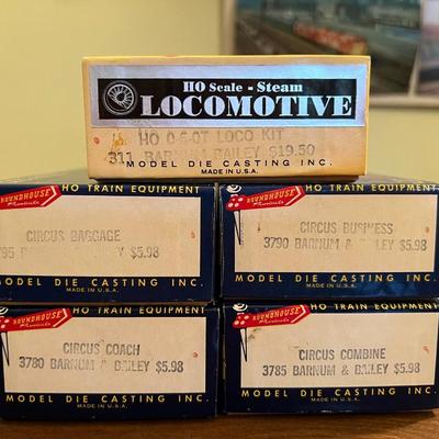 Roundhouse Products Train Lot 4