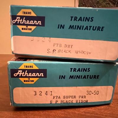 Athearn Train Lot 12