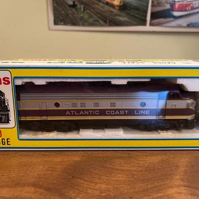 Atlas HO Train Lot 1