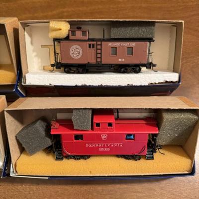 Roundhouse Products Train Lot 5