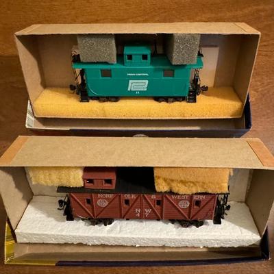 Roundhouse Products Train Lot 5