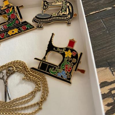 Sewing machine lapel pins