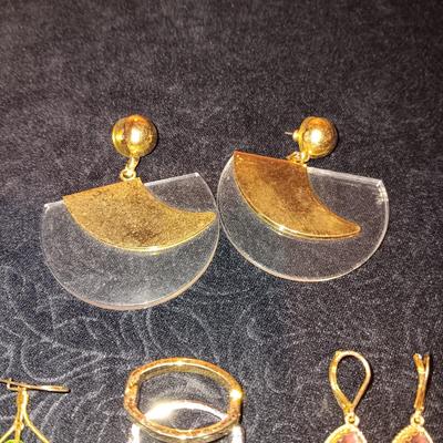 GOLD-TONE PIERCED EARRINGS
