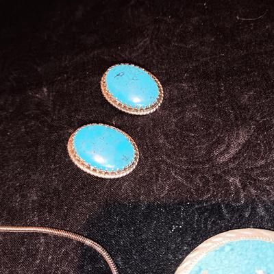 HECHO MEXICO STERLING MEDALLION ON A CHAIN AND TURQUOISE COLORED EARRINGS