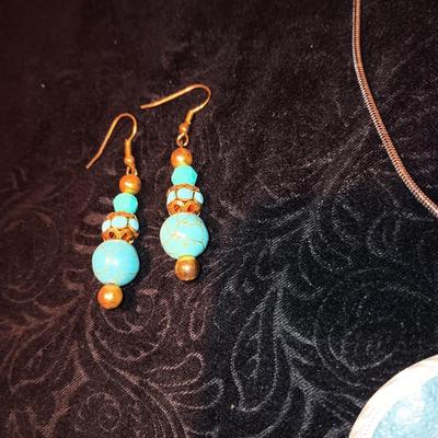 HECHO MEXICO STERLING MEDALLION ON A CHAIN AND TURQUOISE COLORED EARRINGS