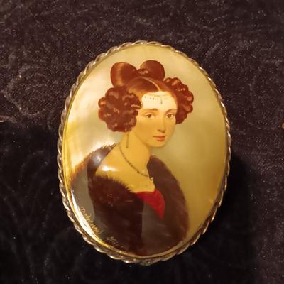 CAMEO RINGS, PINS, PENDANTS AND STICK PIN