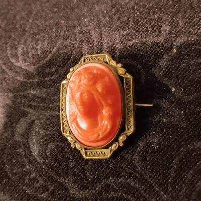 CAMEO RINGS, PINS, PENDANTS AND STICK PIN