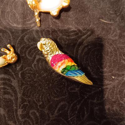 FUN AND UNIQUE PINS