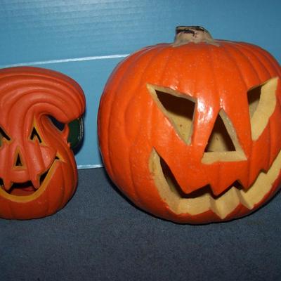 LOT 4 GREAT HALLOWEEN JOL LIGHTED 1 TALKS BATTERY OPERATED