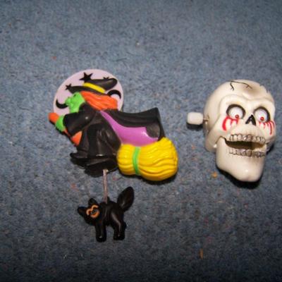 LOT 7 GREAT HALLOWEEN PINS