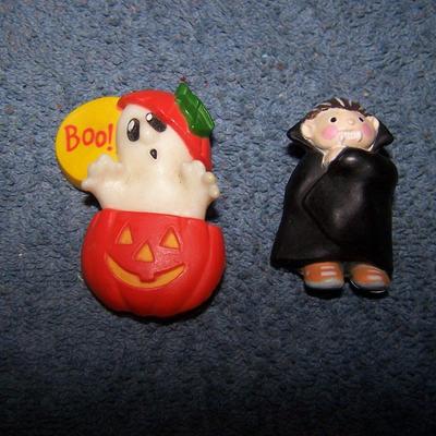LOT 8 MORE GREAT HALLOWEEN PINS