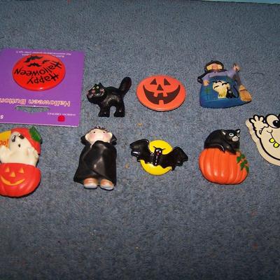 LOT 8 MORE GREAT HALLOWEEN PINS