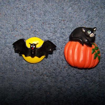 LOT 8 MORE GREAT HALLOWEEN PINS
