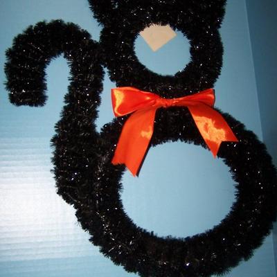 LOT 16 TINSEL BLACK CATS