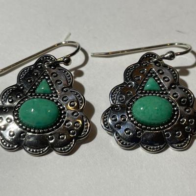 Dainty Sterling Silver .925 Dangling Turquoise Earrings in New Never Worn Condition.