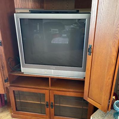 Corner tv stand w/tv