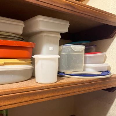 Tupperware & Plastic ware