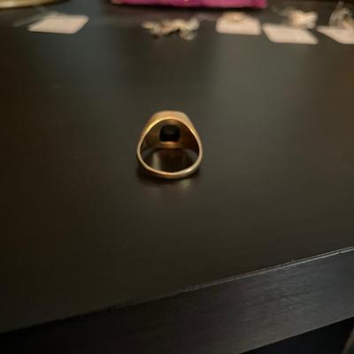 Vintage Hermatite Intaglio Solid Gold Ring