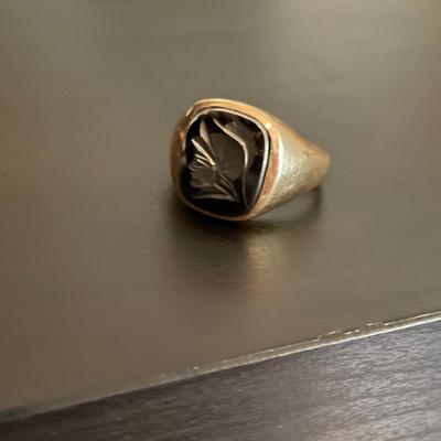 Vintage Hermatite Intaglio Solid Gold Ring
