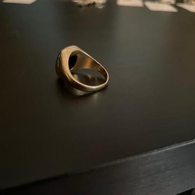 Vintage Hermatite Intaglio Solid Gold Ring