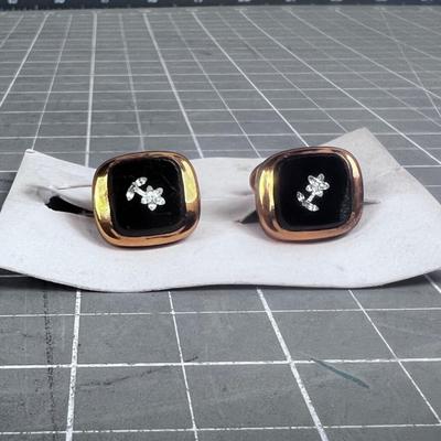 Groovy Black and Flower Cuff Links