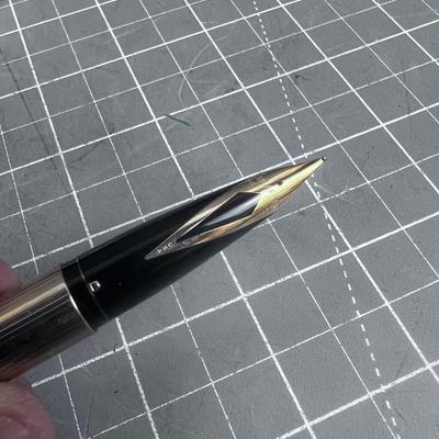 SHAEFFER 14K Nib in a Shaeffer Box PEN 