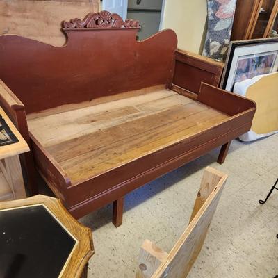 Scandinavian Trundle daybed
