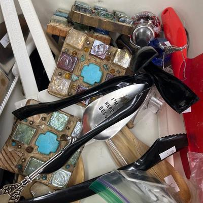 Cookbooks & wine stoppers, serving utensils
