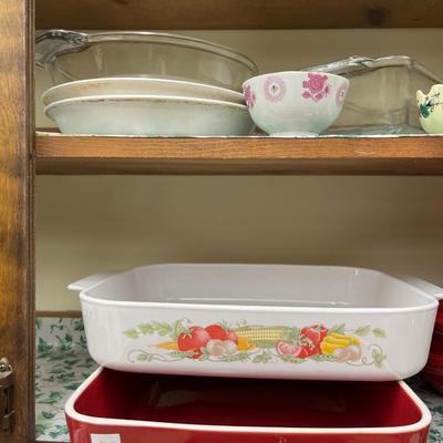 Red serving Dishes, Casserole glass pans, cups & Saucers