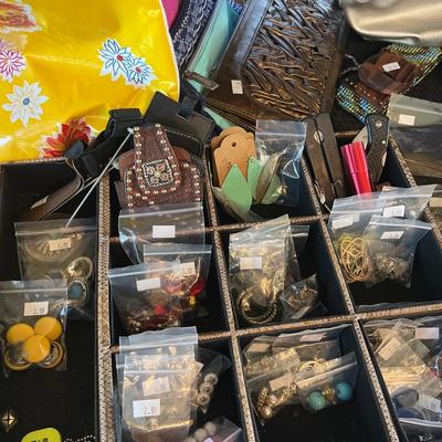 Jewelry Earring's & Purses, Necklaces Bracelets, purses