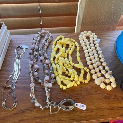 Jewelry Earring's & Purses, Necklaces Bracelets, purses