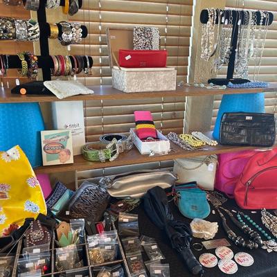 Jewelry Earring's & Purses, Necklaces Bracelets, purses