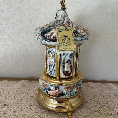 CAPODIMONTE MUSIC BOX LIPSTICK CIGARETTE HOLDER