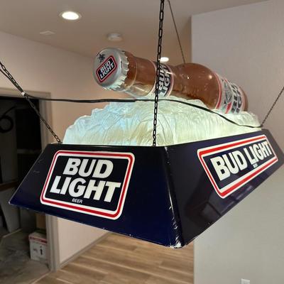 BUD LIGHT POOL TABLE LIGHT
